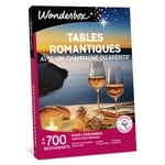 Tables romantiques avec vin, champagne ou apéritif