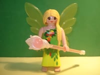 PLAYMOBIL 9208 FAIRY WITH MAGIC WAND, MINT CONDITION