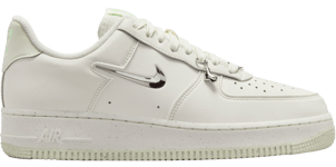 Kengät Nike W AIR FORCE 1 07 NN SE fn8540-100 Koko 43 EU