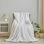 Wajade Couverture en Fausse Cachemire Fourrure en Peluche, Blanc Crème Plaid Polaire, Couverture Polaire Fourrure Haute Qualité, Poil Long Douce et Confortable, Plaid Canape 130x160cm