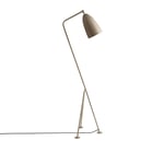 Gubi - Gräshoppa Floor Lamp, Warm Grey Semi Matt - Läslampor - Greta Magnusson Grossman - Grå