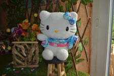 peluche neuve hello kitty grande tete noeud  en kimono bien grosse