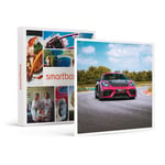 SMARTBOX - Coffret Cadeau Stage de pilotage : 2 tours sur le circuit de Fay de Bretagne en Porsche 718 Cayman GT4 RS-Sport & Aventure