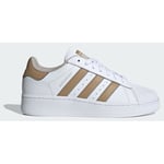 adidas Original Sneaker Superstar - Hvit/brun, størrelse 49⅓