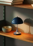 LOUIS POULSEN Panthella 160 V3 oppladbar bordlampe metall - indigo