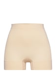 Booty Booster Short Beige Magic Bodyfashion