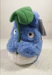 PELUCHE NAKAYOSHI TOTORO BLEU AVEC FEUILLE (20CM) - MON VOISIN TOTORO NEW