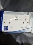 BG 922UAC White Square Edge Switched Double Socket, A & C Type USB Home Office