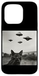 Coque pour iPhone 15 Pro Cat Selfie with UFO Weird 50s Photo ---