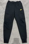 Men’s Nike Sportswear Tech Fleece Trousers - White - DV0538 010 - Small (S)