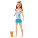 Barbie Poupée Stacie Aux Cheveux Blonds en Queue De Cheval Et Tenue Sport, avec Chien, Jouets Et Accessoires Inclus, Jouet Enfant, A Partir De 3 Ans, HRM05