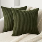 Topfinel Lot de 2 Housses de Coussin décoratives en Velours côtelé, 60 x 60 cm, Motif rayé, Vert Olive, pour Coussin de canapé, de Sofa, pour Coussin décoratif, pour Salon, Chambre à Coucher