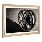 Big Box Art Framed Print of Vintage Movie Film Reel (2) Design | Wall Art Picture | Home Decor for Kitchen, Living, Dining Room, Bedroom, Hallway, Office, Oak, A2 / 24.5x18 Inch / 62x45cm