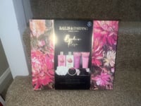 Baylis and Harding Boudoire Rose - Ladies Luxury Pamper Gift Set - New