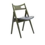 Carl Hansen - CH29P Sawbuck Chair, Lackerad Bok, Olive Green, Lädergrupp B Thor - 350 - Spisestoler - Hans J. Wegner - Grønn - Lær/Tre