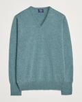 William Lockie Rob Lambswool V-Neck Caspian