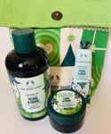 The Body Shop Pears & Share Set Scrub Hand Cream Shower Gel Bag Christmas Gift