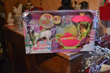 TRAINEAUX BARBIE NEUF DREAMTOPIA cheval licorne av poupee ***