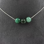 Collier 3 perles Mica vert de Tanzanie qualité 5A 8 mm. Chaine en Collier femme