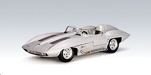 AutoArt 51001 - Miniature Chevrolet Corvette Stingray Gris métallisé 1959 (1:43)