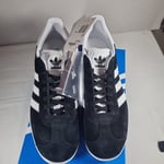 ADIDAS GAZELLE BB5476 UK SIZE 8