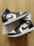 NIKE AIR JORDAN 1 MID PANDA BLACK WHITE UK 9 EU 44