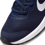 Nike Revolution 6