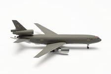 Herpa Miniaturmodelle U.S. Air Force Mcdonnell Douglas KC-10A Extender - 2nd Bomb Wing, Barksdale Air Base, Operation Desert Storm “Louisiana Yard Dog” – 85-0034