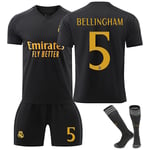 23-24 Real Madrid Second Away Soccer Kit Svart Nr. 7 Vinicius 1 Courtois 5 Bellingham SS S NO.5