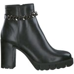 Bottines Tamaris  black casual closed booties