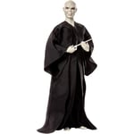 Mattel Harry Potter Lord Voldemort Poupée à collectionner avec sa robe de sorcier et sa baguette en bois d’if HTM15