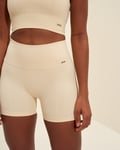 Aim’n Oat White Luxe Seamless Midi Shorts - XS