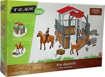 BOX EQUESTRE AVEC SET D'ENTRETIEN - Team City