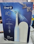 Oral-B iO Series 3 | Electric Toothbrush with Travel Case | Gift Edition - Blue