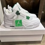 Baskets basses Nike  Jordan 4