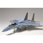 Tamiya 60304 McDonnell Douglas F-15C Eagle 1/32 scale kit