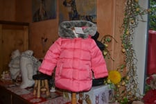 doudoune neuve lili gaufrette ouate 12 mois rose capuche fourrure PROMO