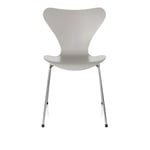 Fritz Hansen - 3107 Sjuan, Lackerad bokfanér, Nine Grey - Ruokapöydän tuolit - designer_arne_jacobsen - Harmaa - Metalli/Puu