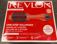 REVLON PRO COLLECTION Salon One-Step Hair Dryer & Volumiser Apricot Edition