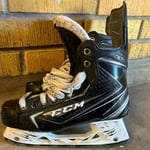 CCM Ribcor 70K skridskor