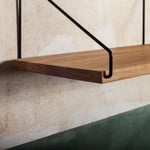 Vägghylla Shelf - Hyllplan i ek, Bredd 40 cm, Djup 27 cm, Utförande Natural Oiled Oak / Black