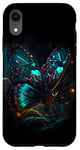 Coque pour iPhone XR Beau papillon monarque lumineux avec lucioles dans le dos