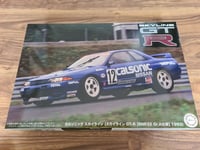 Liimattava malli Fujimi Axes No.9 Nissan Skyline GT-R Calsonic BNR32 1993 JT 142135 1/12