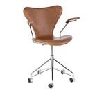 Fritz Hansen - 3217 Sjuan - Helklädd, Läder, Soft Walnut - Brun - Brun - Kontorsstolar