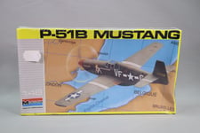 LP156 MONOGRAM 5214 Maquette 1/48 1:48 Avion militaire P-51B Mustang