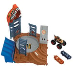 Hot Wheels Coffret Monster Trucks Compétition de Dérapages avec Tiger Shark à l’échelle 1/64 et 2 Voitures à écraser, Compatible avec Les Autres Coffrets, Jouet Enfant, Dès 4 Ans, HNB93