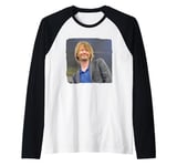 Thom Yorke Of Radiohead By Everard Smith Raglan Baseball Tee