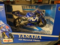 Moto. Yamaha YZR-M1 #25 Maverick Viñales~Team Movie Star • Maisto 1/18 