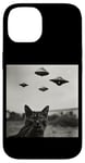 Coque pour iPhone 14 Cat Selfie with UFO Weird 50s Photo ---