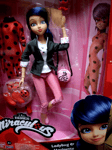 Miraculous Ladybug Et Marinette 26 CM Avec 2 Vêtements Bandai